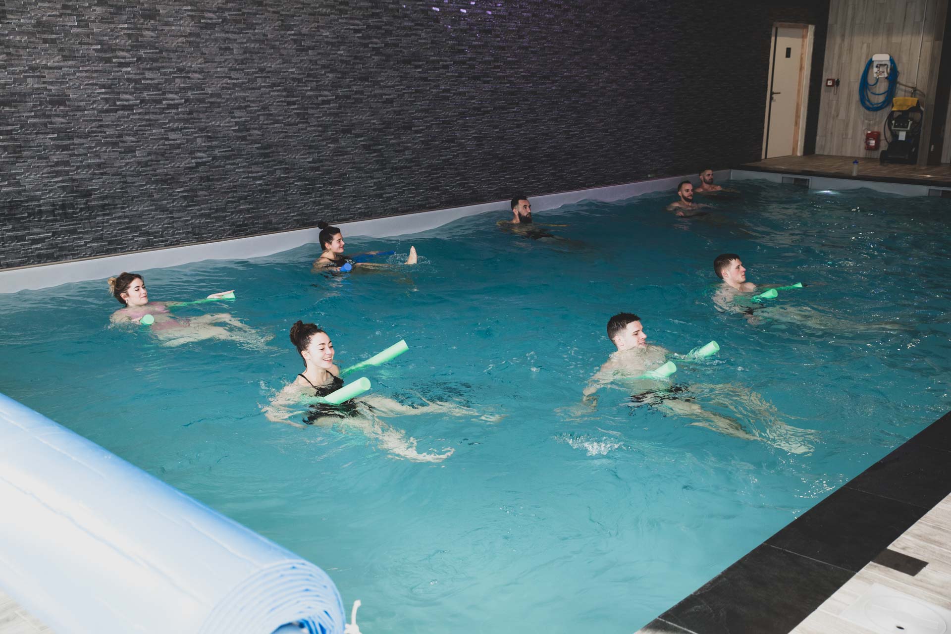 La nage à la piscine d'Eudaimonia à Carquefou